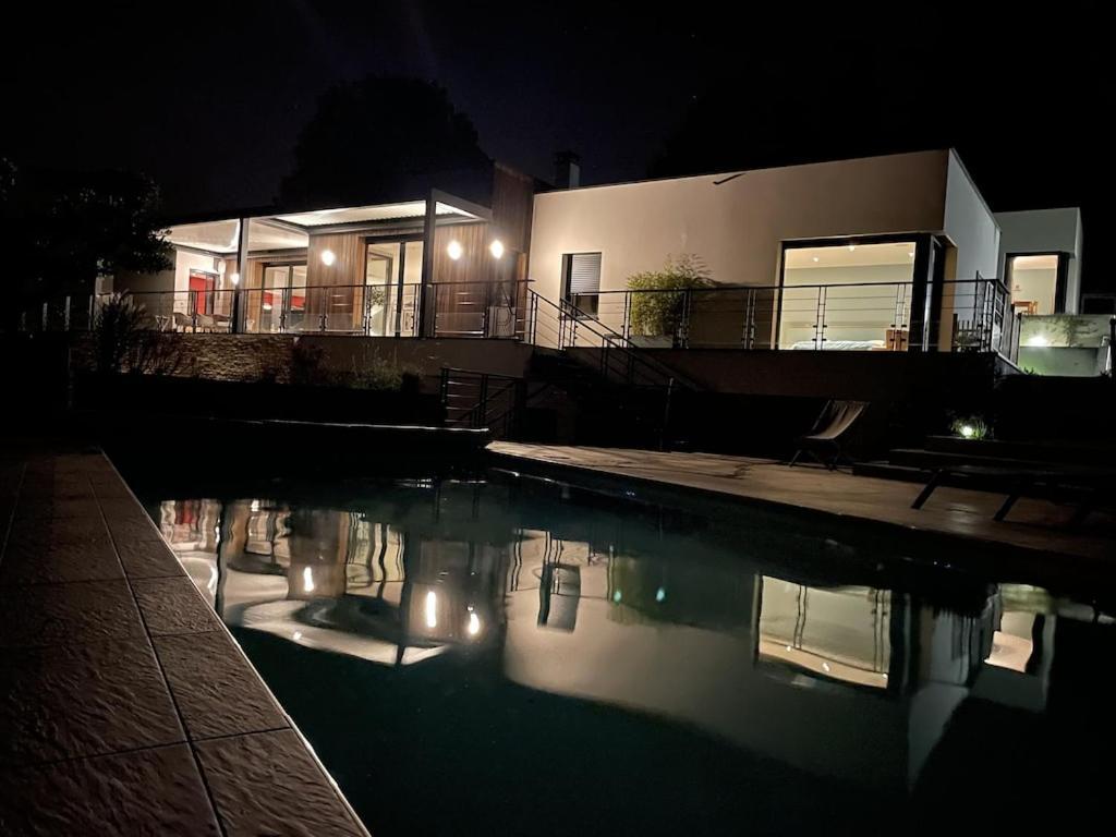 Grande Villa De Luxe Périgueux Екстериор снимка
